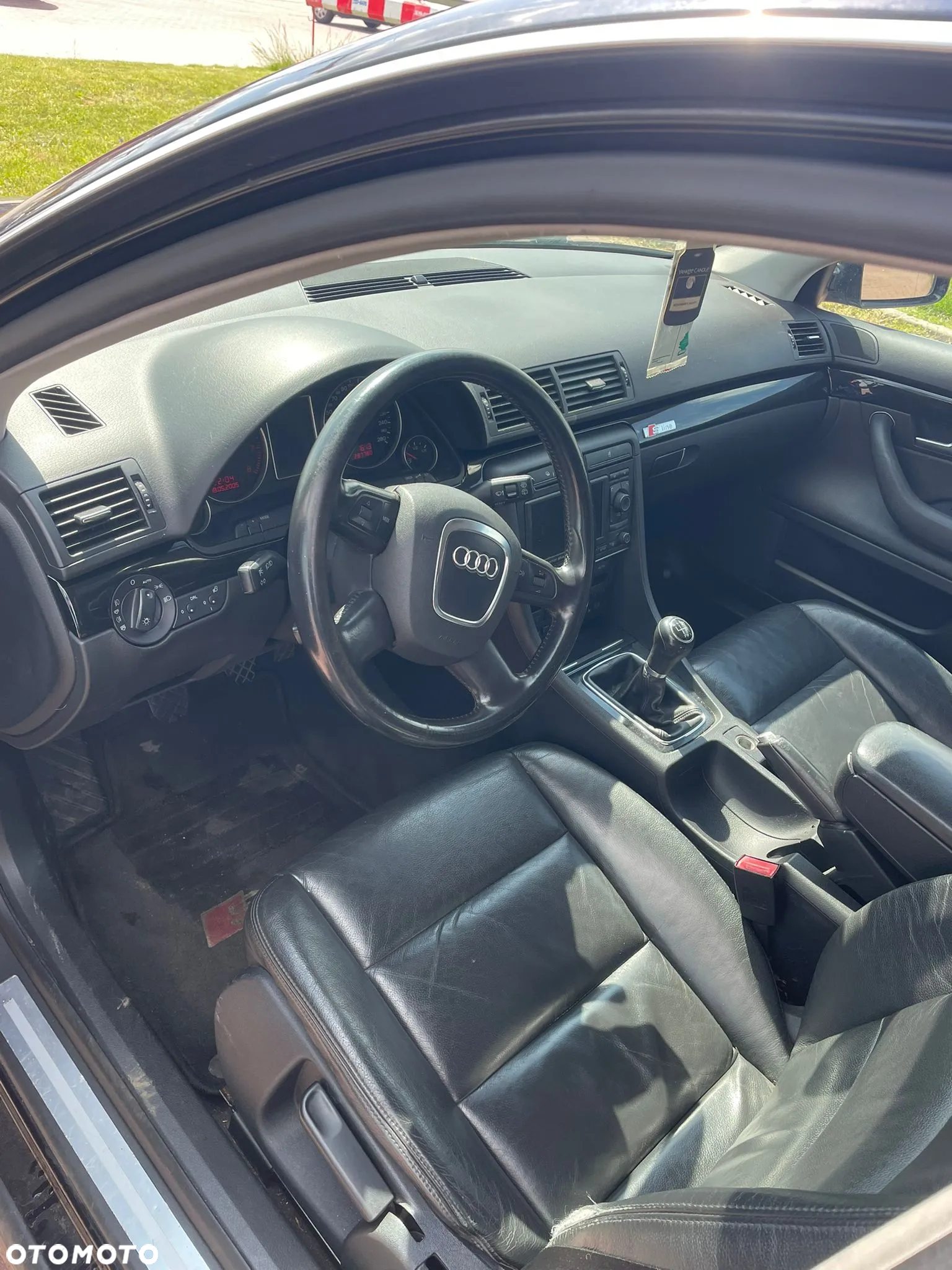 Audi A4 Avant 2.0T FSI - 12
