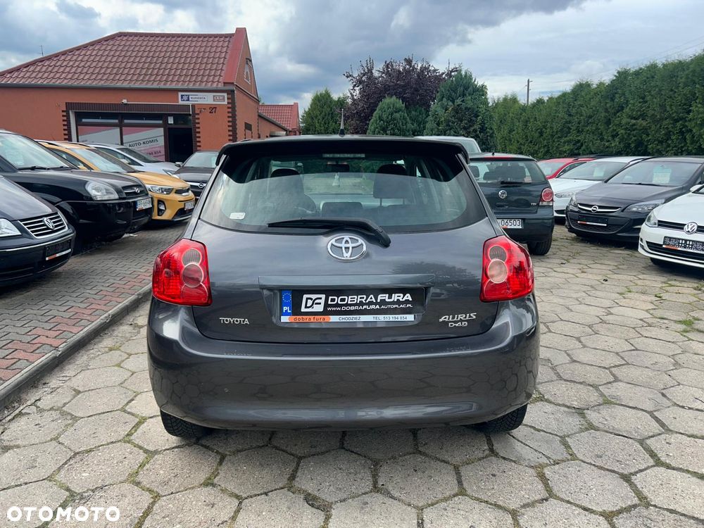 Toyota Auris 2.0 D-4D Executive - 32