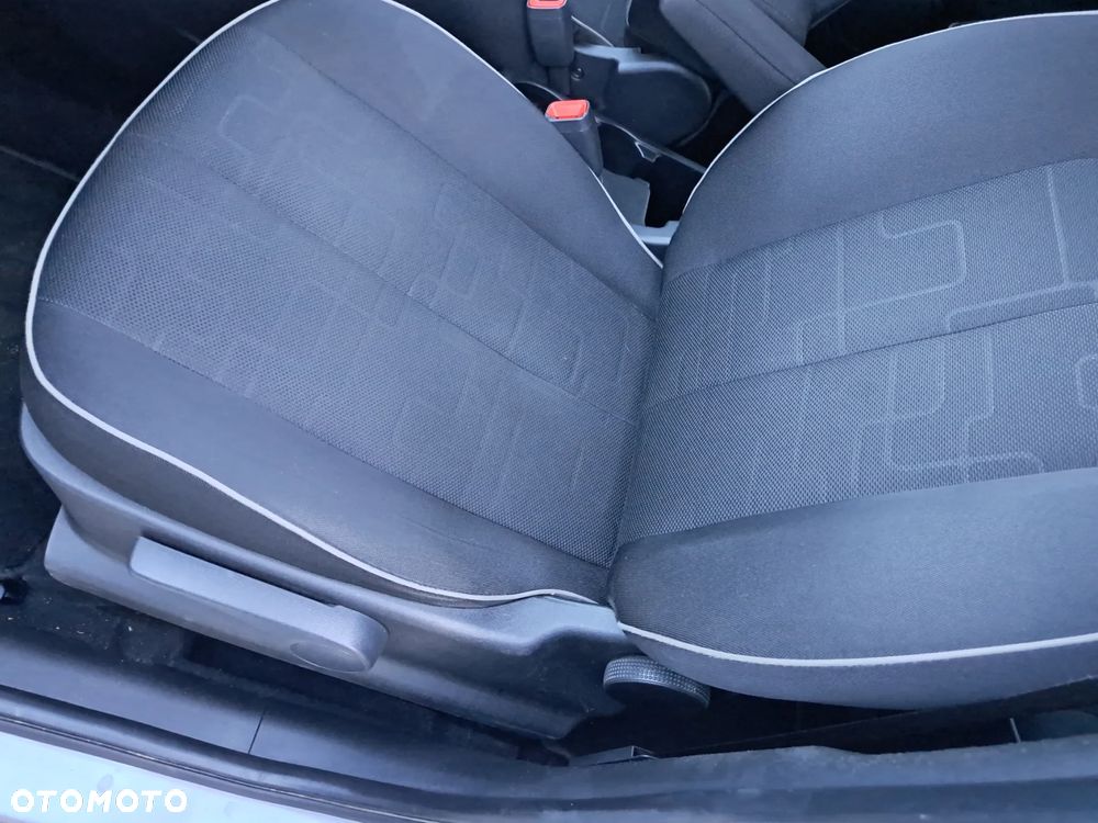 Kia Venga 1.6 CVVT Automatik Fifa World Cup Edition - 26