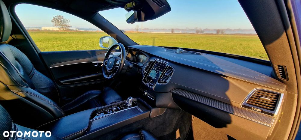 Volvo XC 90 T8 AWD Plug-In Hybrid R-Design 7os - 18