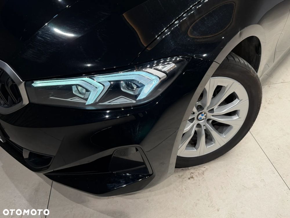 BMW Seria 3 318d - 14