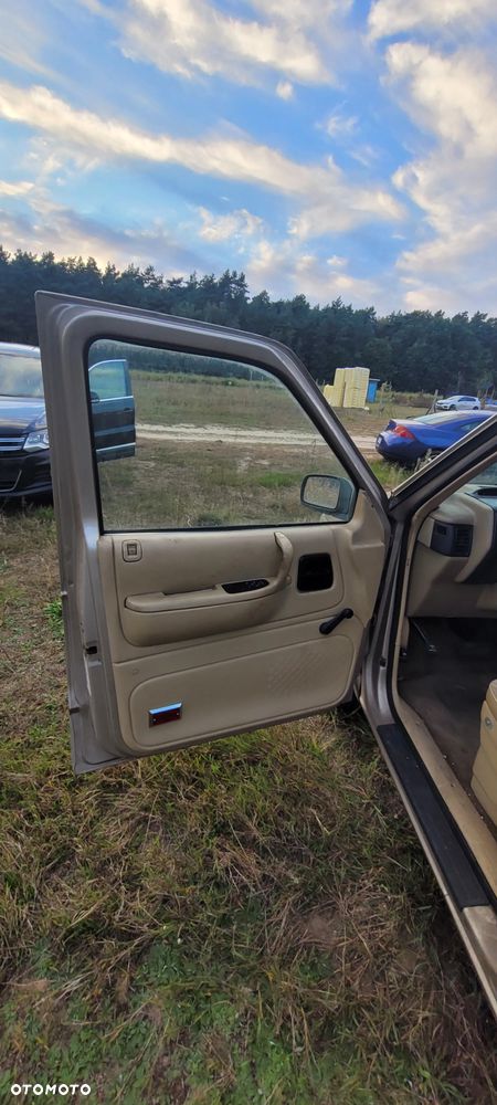 Chrysler Voyager - 10