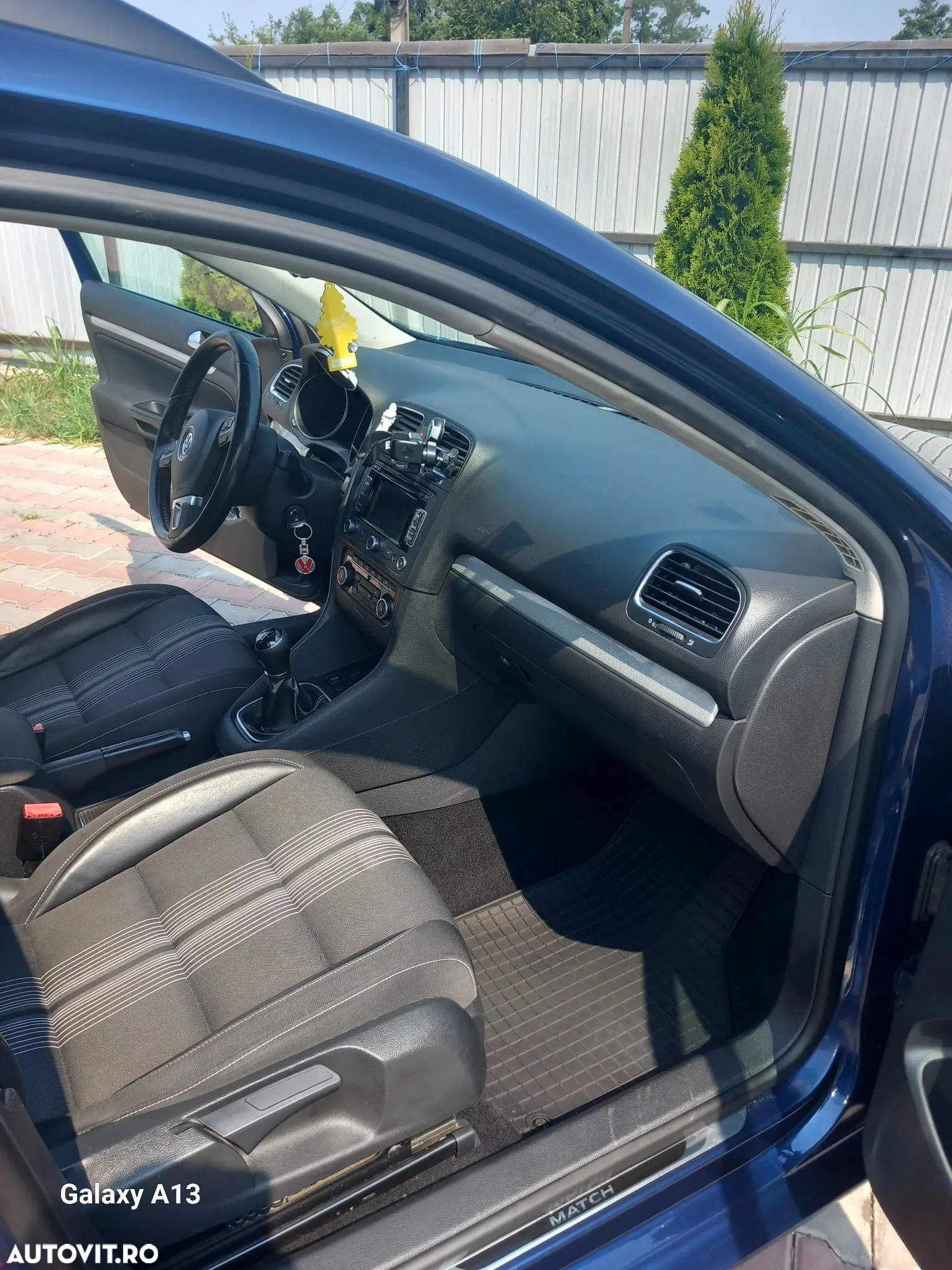 Volkswagen Golf - 3