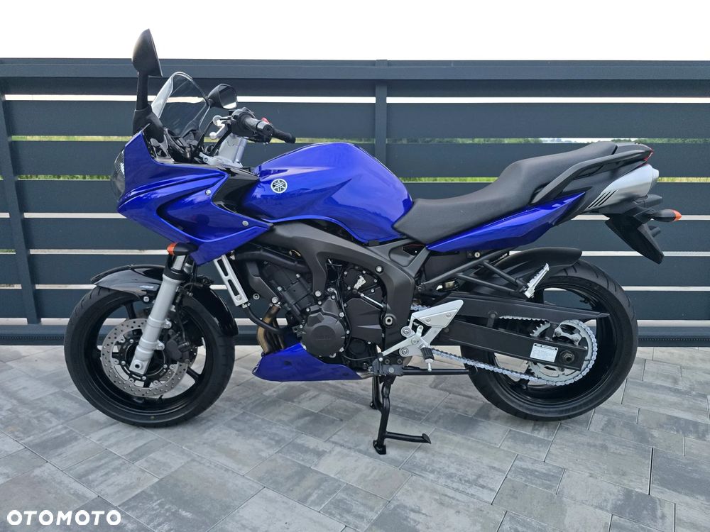 Yamaha FZ6 - 2
