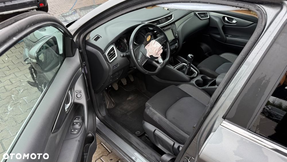 Nissan Qashqai 1.7 dCi Visia - 15