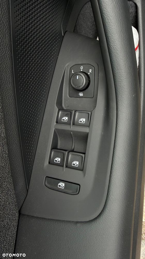 Volkswagen Passat - 9