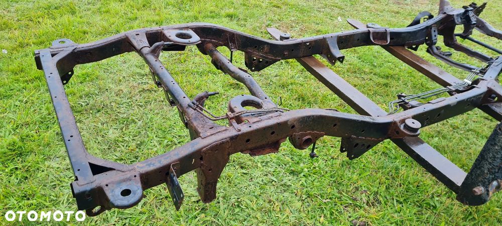 Nissan Terrano II Rama 3D - 6