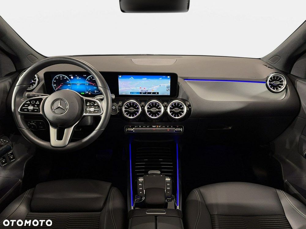 Mercedes-Benz GLA - 19