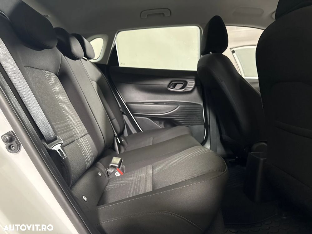 Hyundai i20 - 13