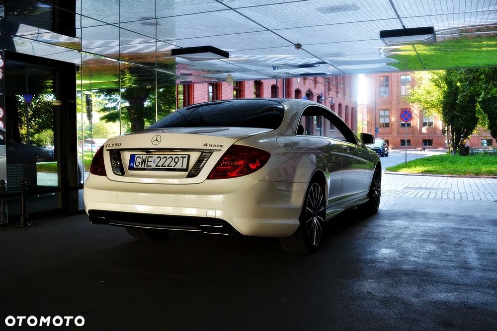 Mercedes-Benz CL 500 4Matic (BlueEFFICIENCY) 7G-TRONIC - 39