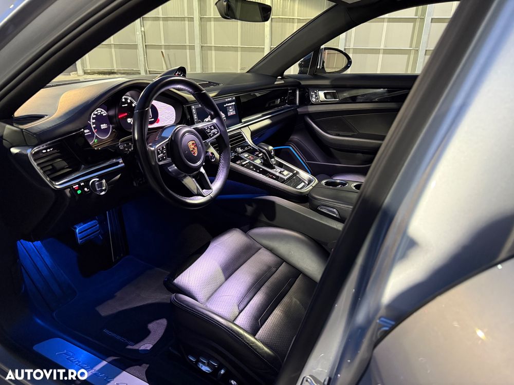 Porsche Panamera 4S Sport Turismo - 9