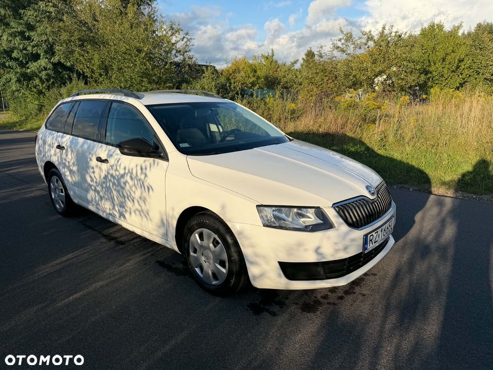 Skoda Octavia 1.6 TDI Active - 8