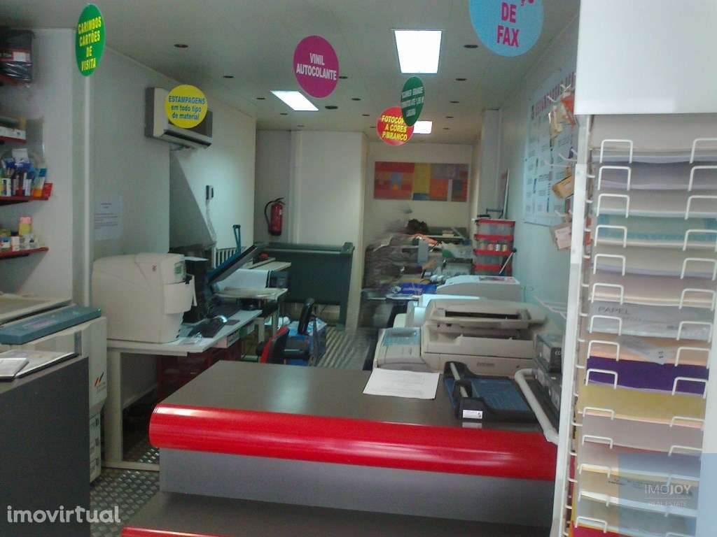 Loja Comercial para Arrendamento em Algés - Grande imagem: 3/39