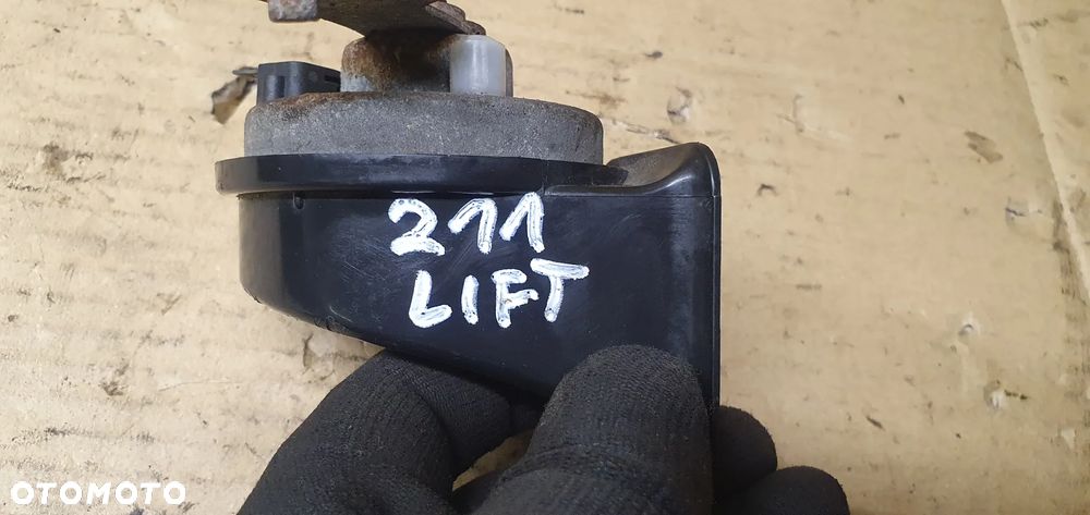 Klakson sygnał dźwiękowy Mercedes E-Klasa W211 - 7