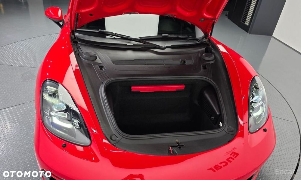 Porsche 718 Cayman - 5