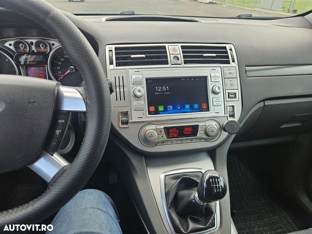 Ford Kuga 2.0 TDCi 4WD Titanium - 12