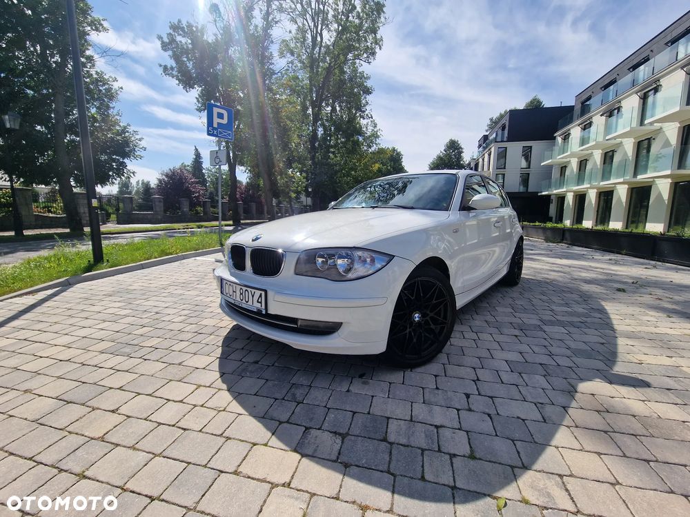 BMW Seria 1 116i - 1
