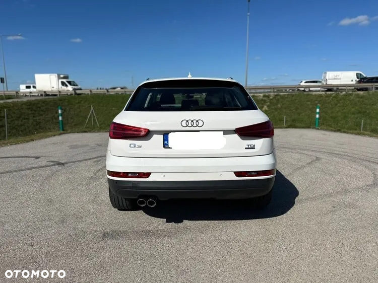 Audi Q3 2.0 TDI S tronic - 10