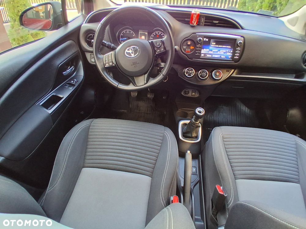 Toyota Yaris 1.5 Premium - 22