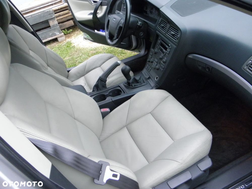 Volvo V70 - 30