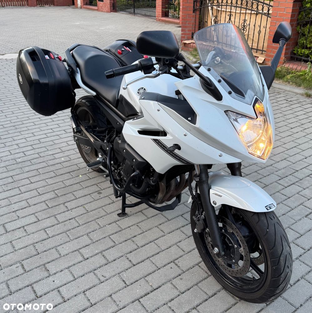Yamaha XJ - 4