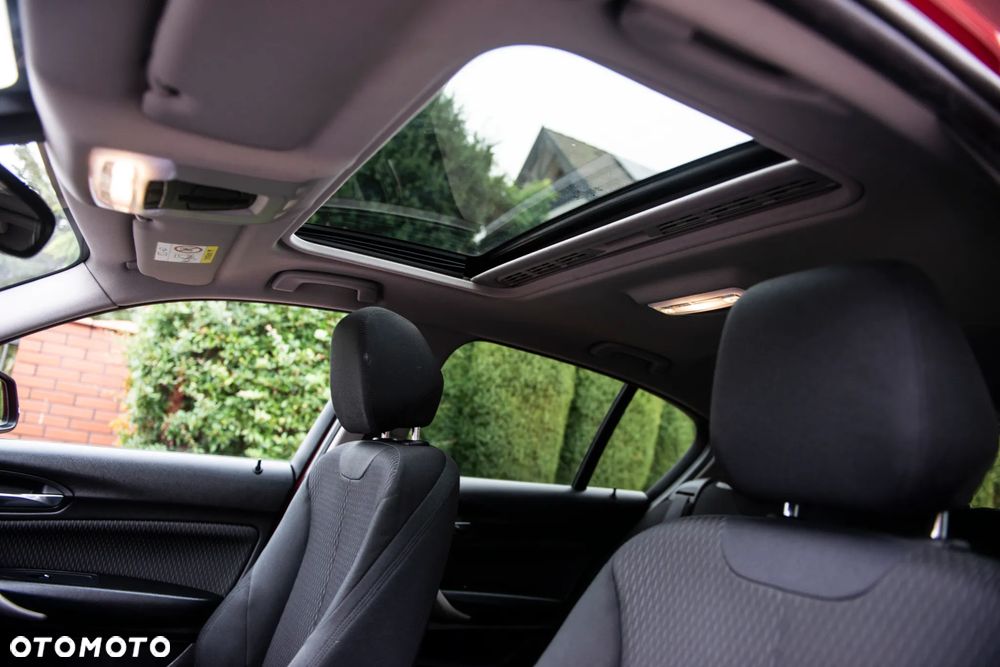 BMW Seria 1 118i Sport Line - 34