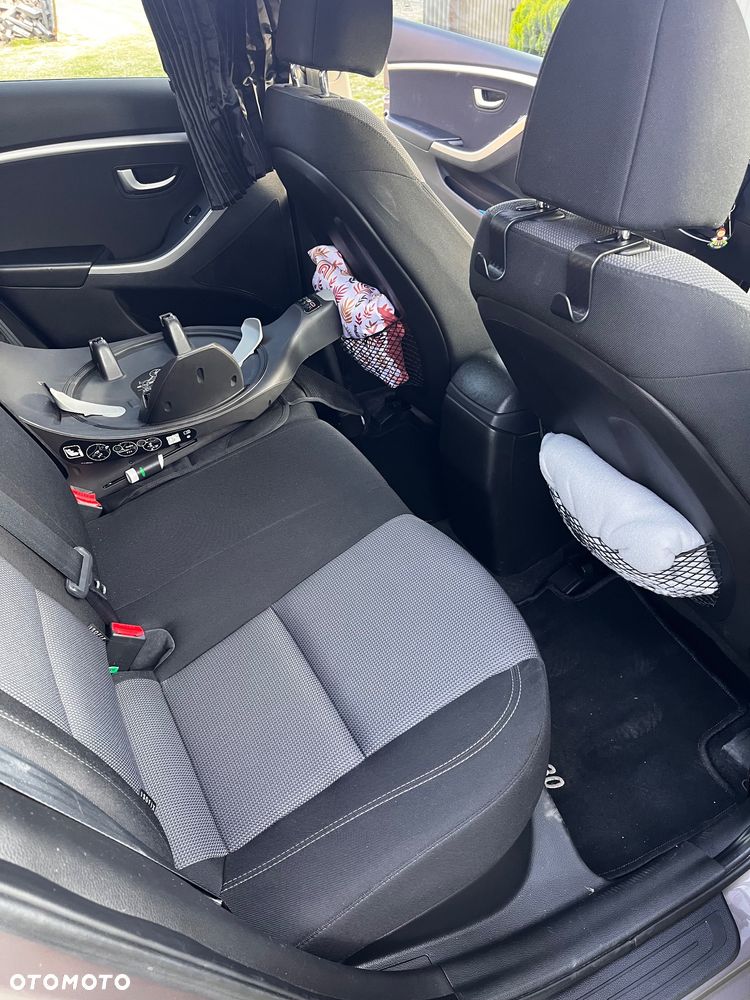 Hyundai i30 1.6 CRDI Trend - 17