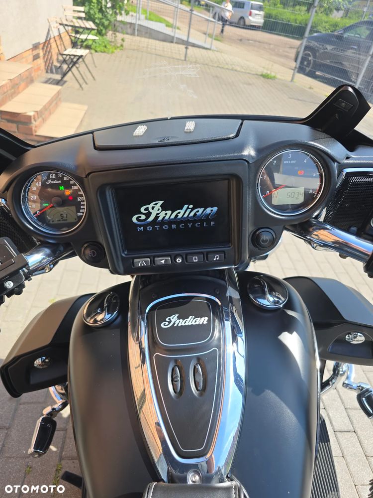 Indian Roadmaster - 27