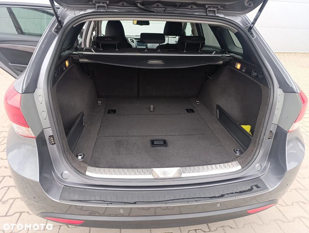 Hyundai i40 Kombi 1.7 CRDi DCT Trend - 30