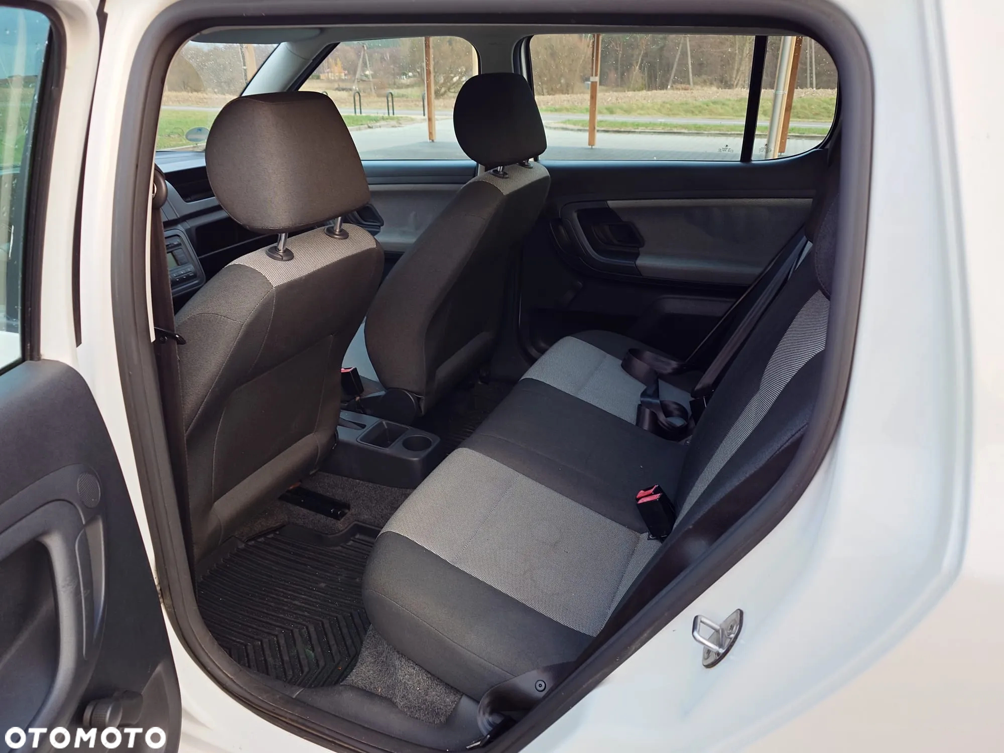 Skoda Fabia 1.2 HTP - 11