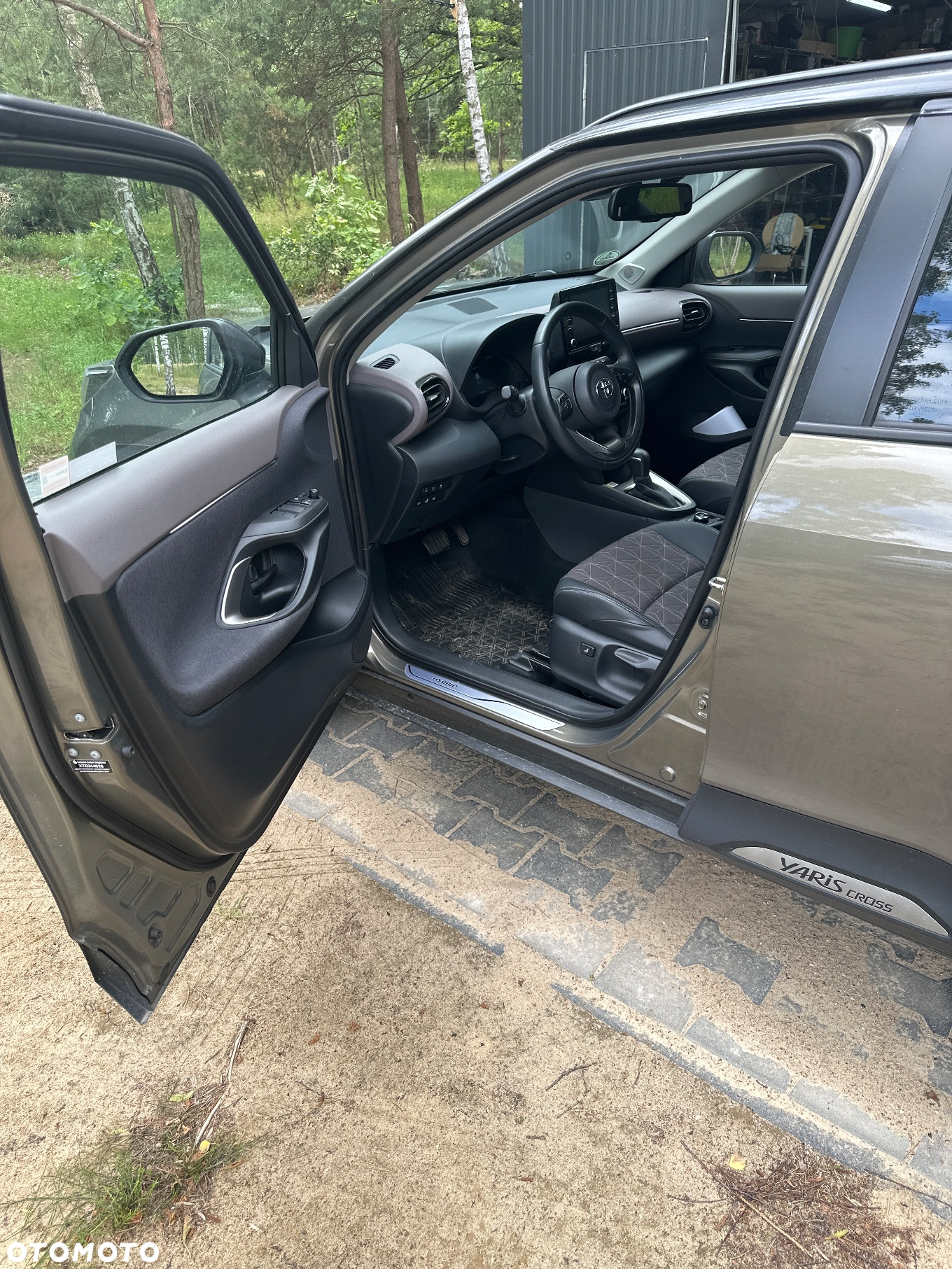 Toyota Yaris Cross Hybrid 1.5 Executive 4x4 - 6