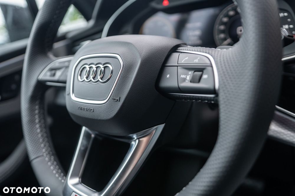 Audi Q7 TFSI e PHEV 360 kW Quattro S Line Tiptr - 25