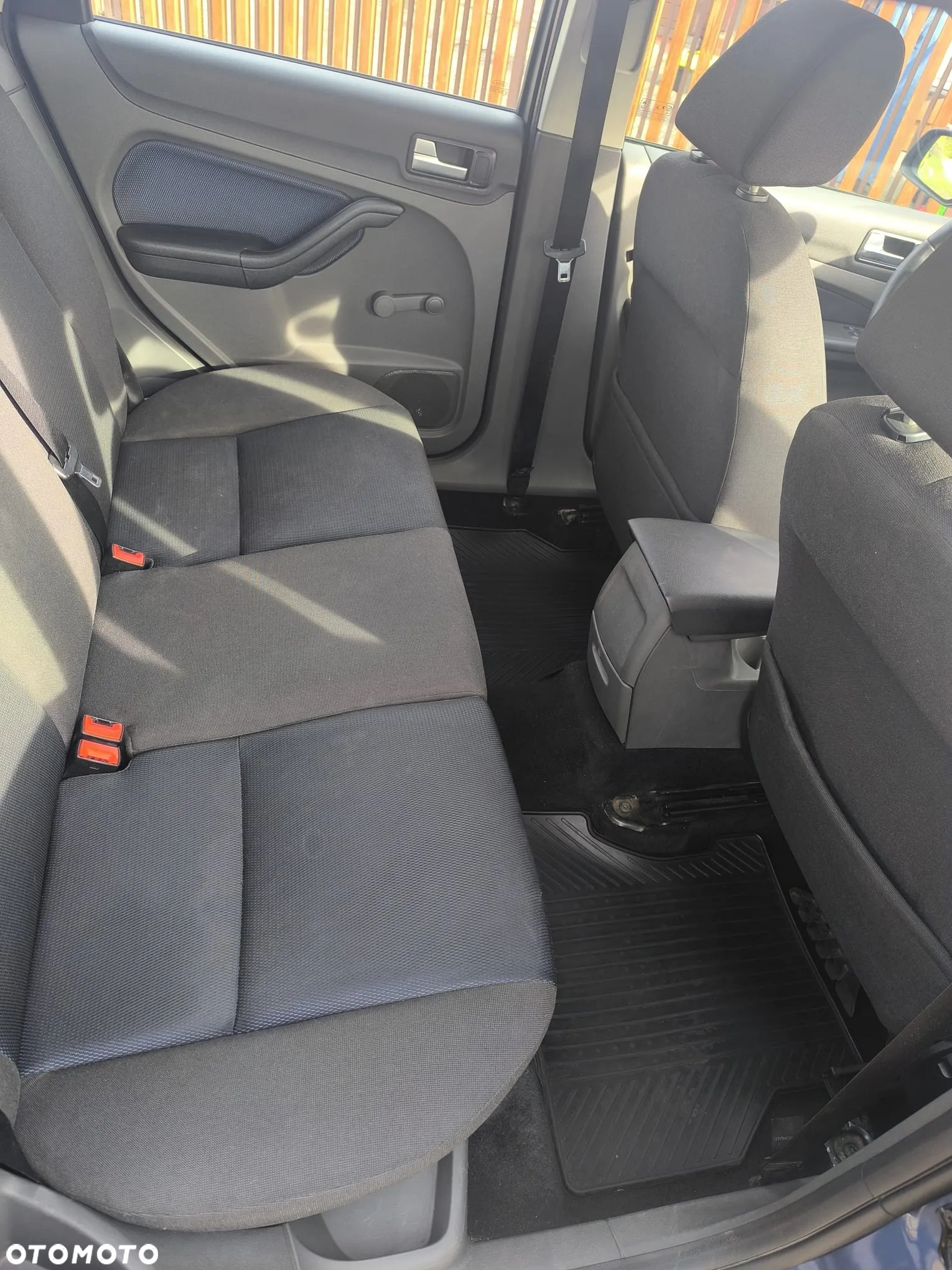 Ford Focus 1.8 TDCi Ghia - 22