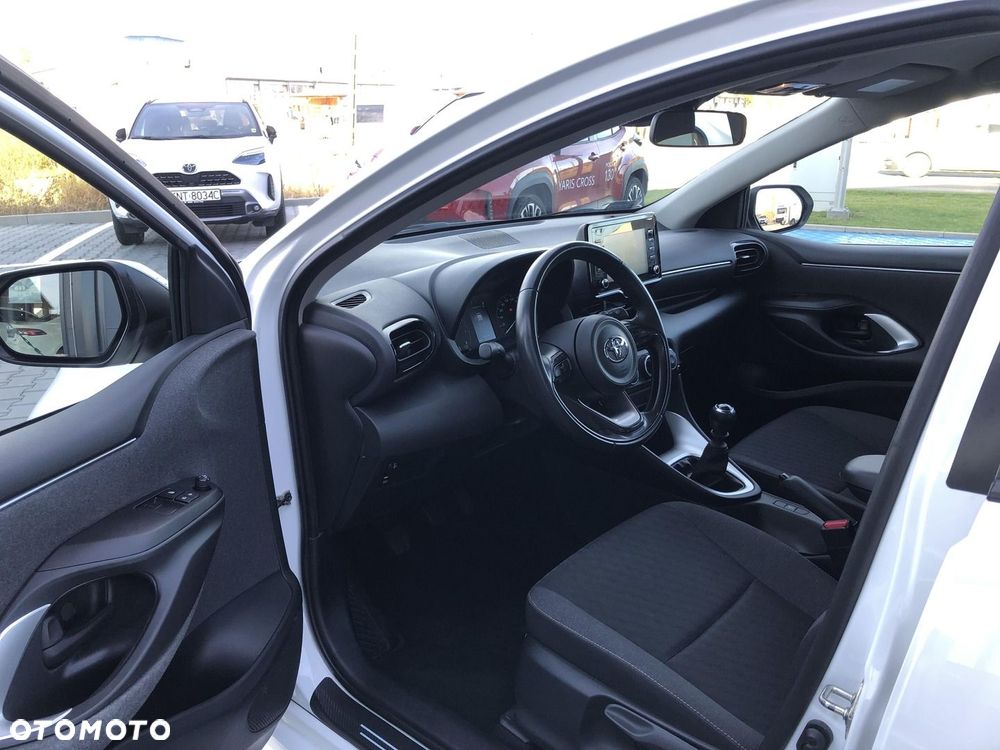 Toyota Yaris - 9