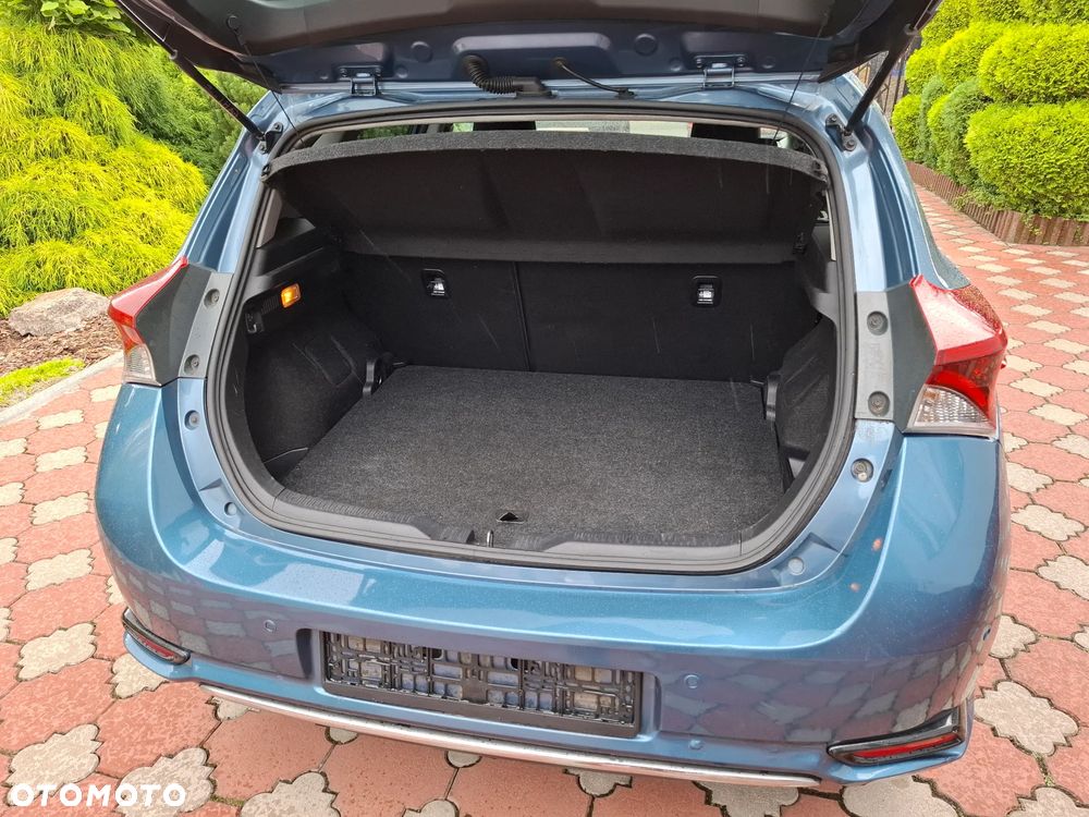 Toyota Auris - 22