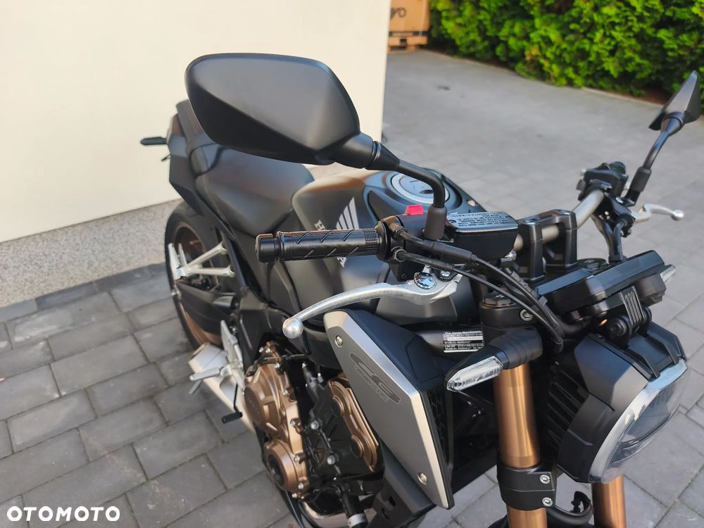 Honda CB - 9