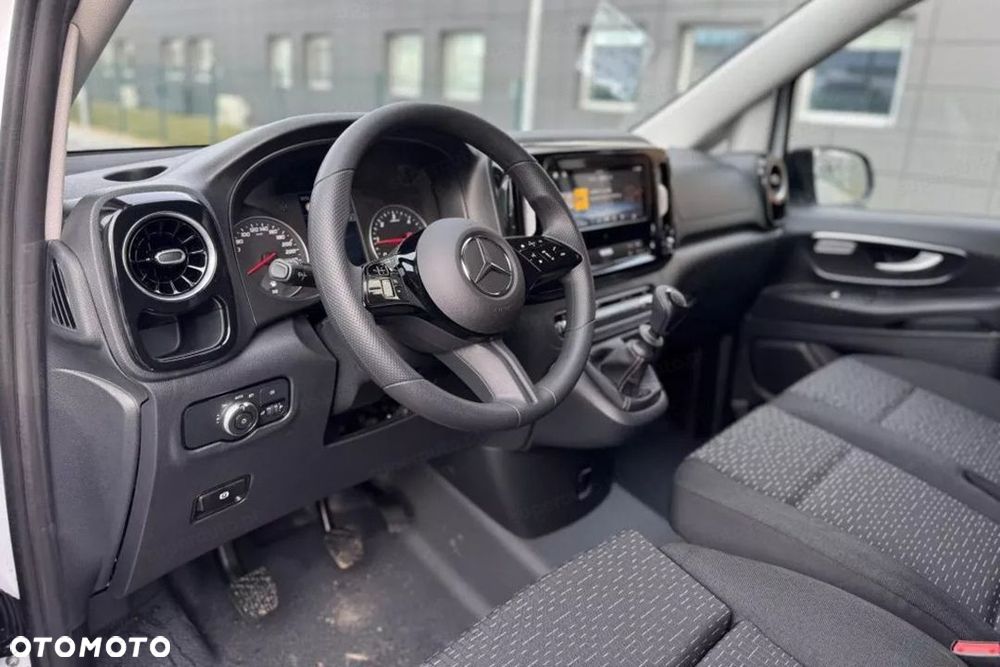 Mercedes-Benz Vito 116 CDI Pro Długi 2.0 163KM - 7