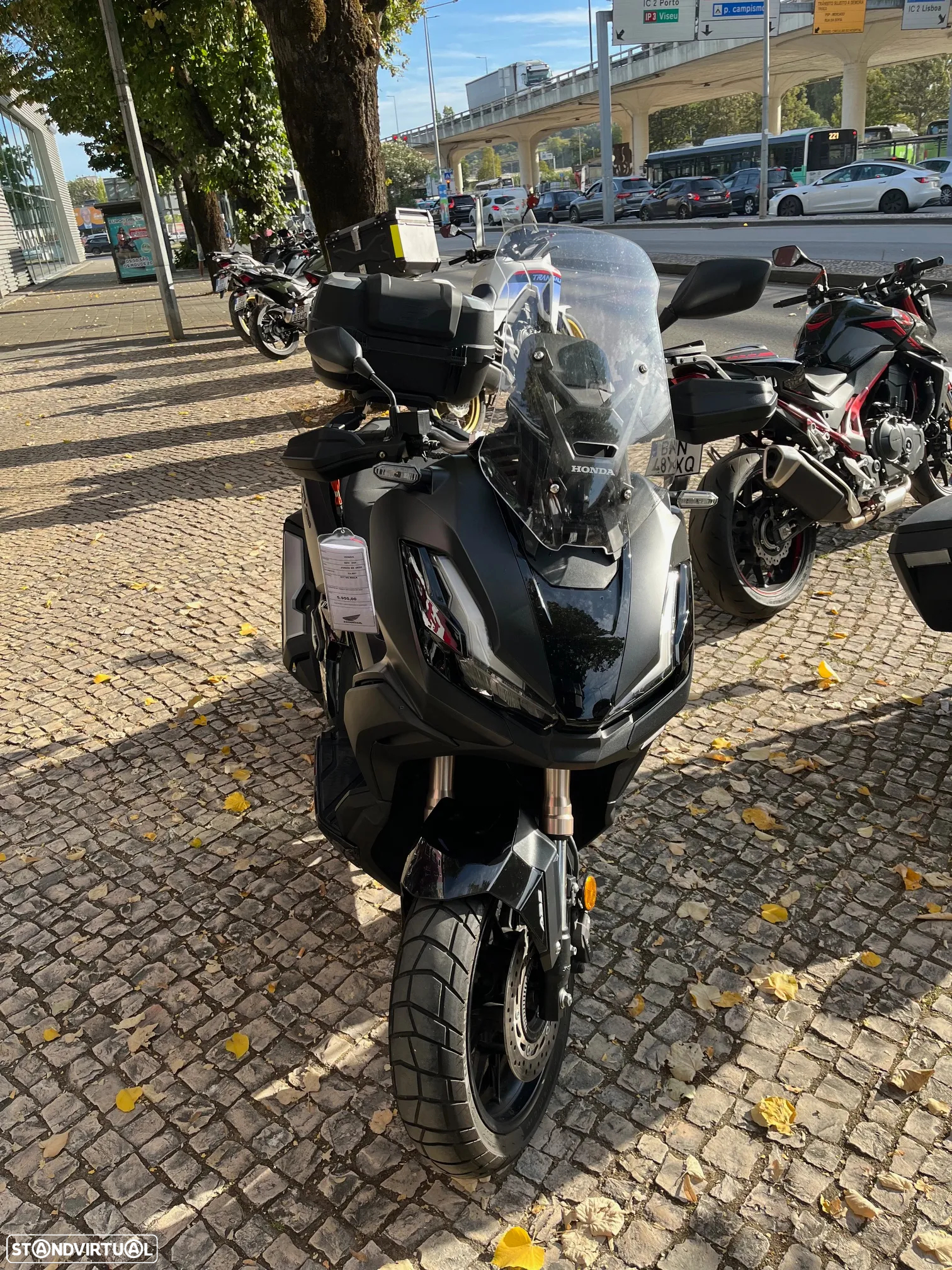 Honda ADV 350 IA - 2