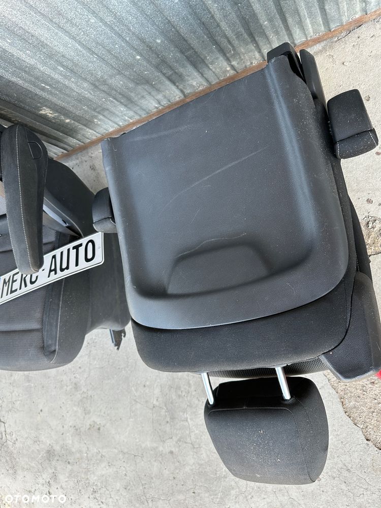 Mercedes v klasa  vito 447 fotel  suntiago Metris  EQV  pojedynczy - 18
