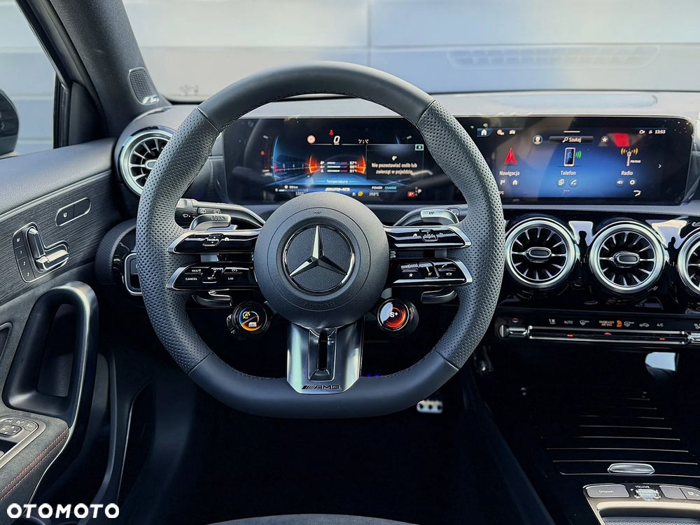 Mercedes-Benz Klasa A 35 AMG 4-Matic 8G-DCT - 14