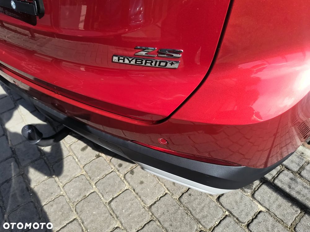 MG ZS Hybrid+ - 8
