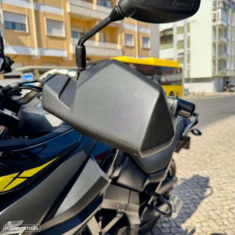 Suzuki DL V-Strom 650 - 26