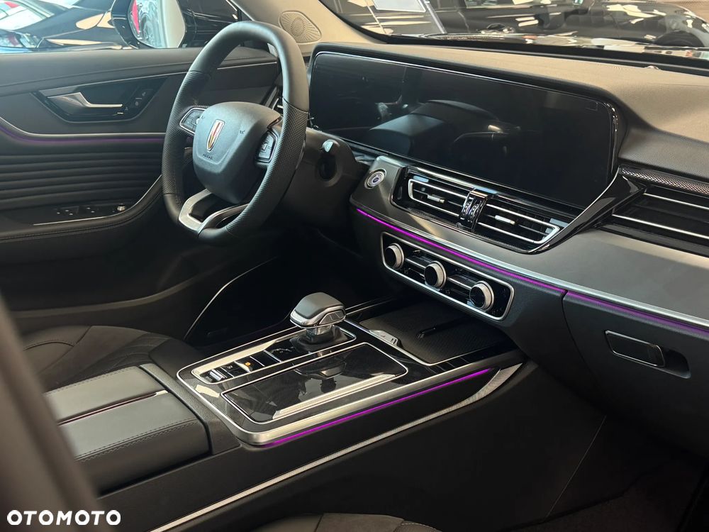 Hongqi HS5 2.0T Executive AWD - 10