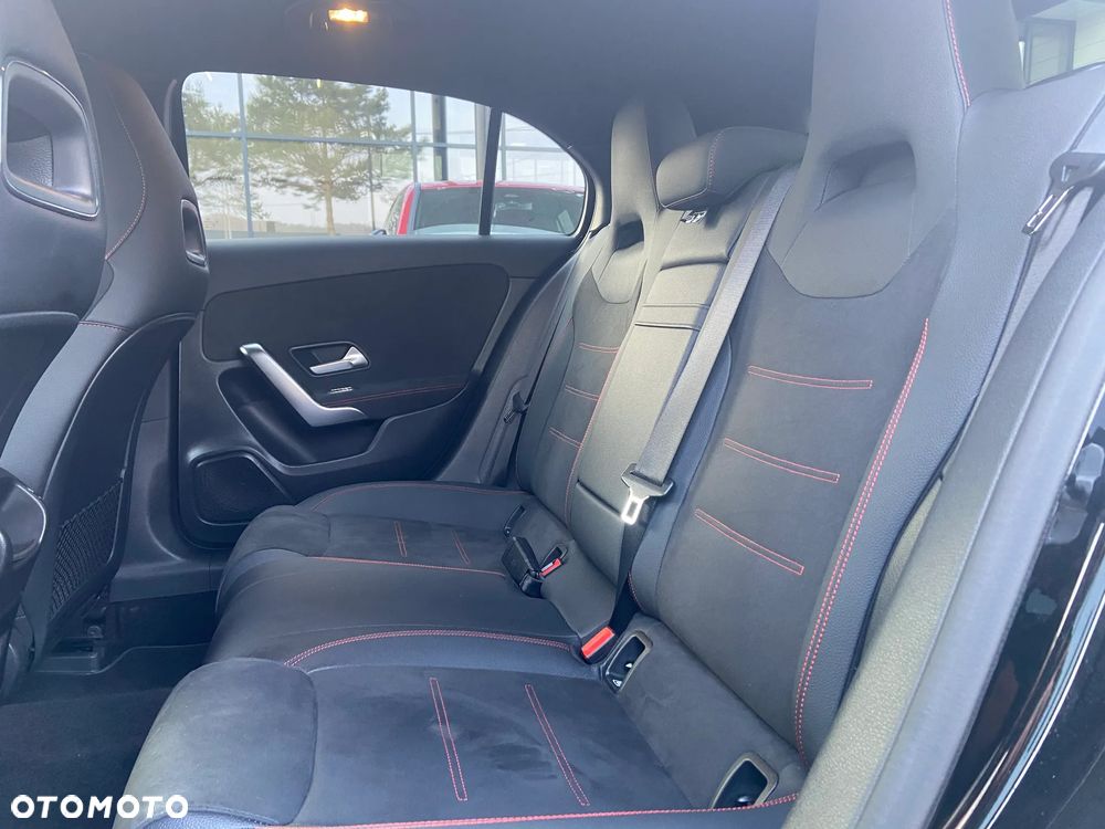 Mercedes-Benz Klasa A 200 AMG Line 7G-DCT - 9