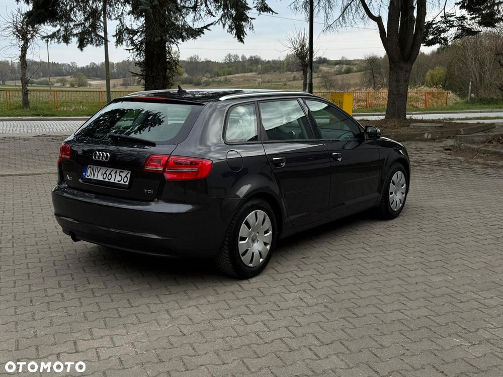 Audi A3 Sportback - 6