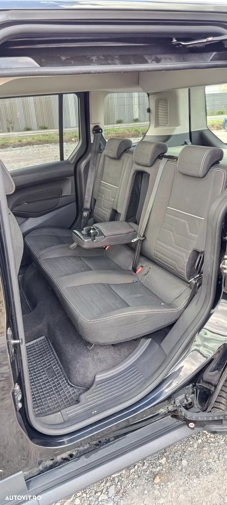 Ford Tourneo Connect 1.6 SWB Trend - 30