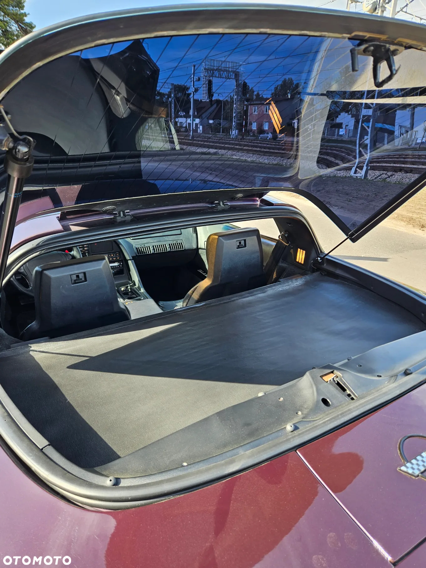 Chevrolet Corvette - 13