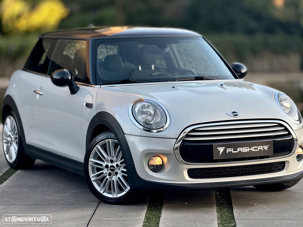 MINI 3 Portas Cooper D - 25