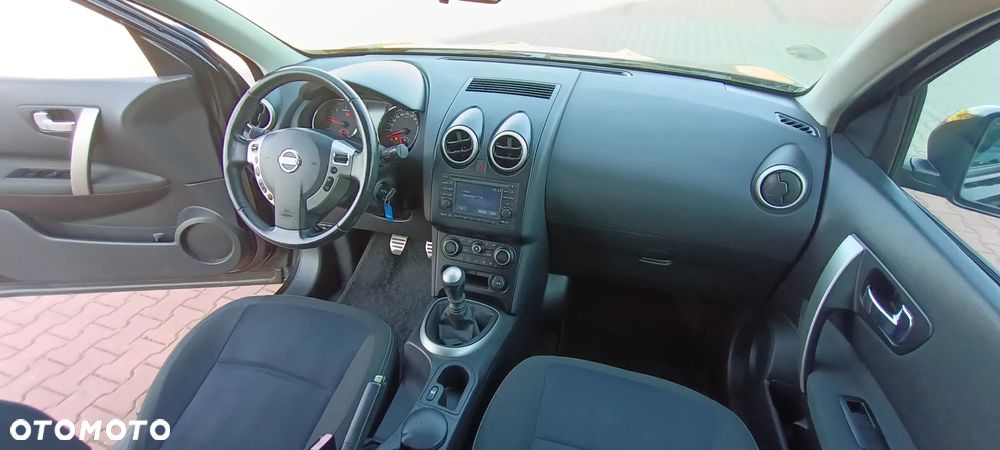 Nissan Qashqai 1.6 dCi Visia S&S - 27