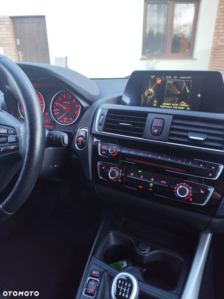 BMW Seria 1 116i Edition Metropolitan - 6